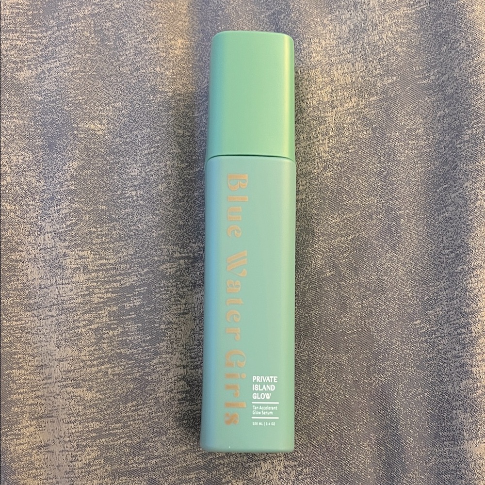 Blue water girls tan excellerant